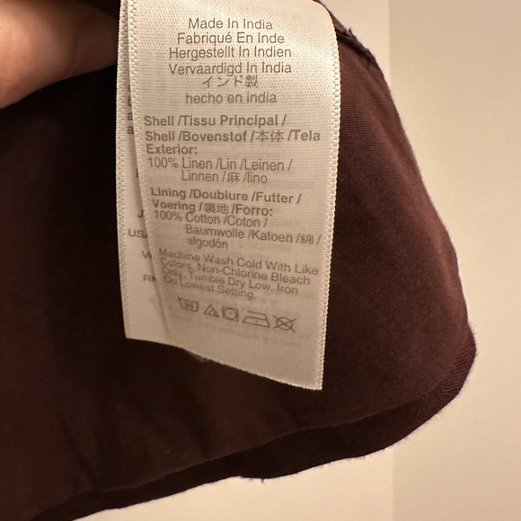 Sleeveless Brown Button-Front Tank Top - Picture 8 of 8